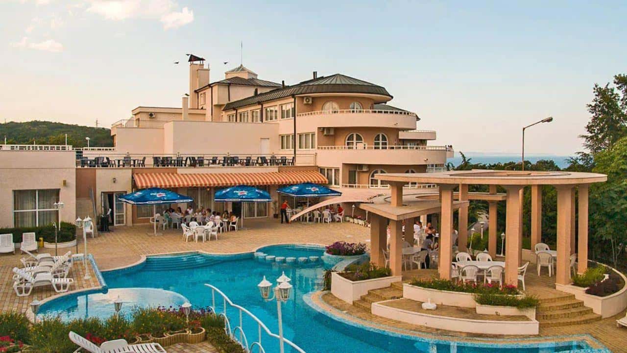 Hotel