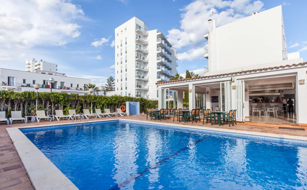 Pool Bar